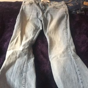 No boundaries jeans